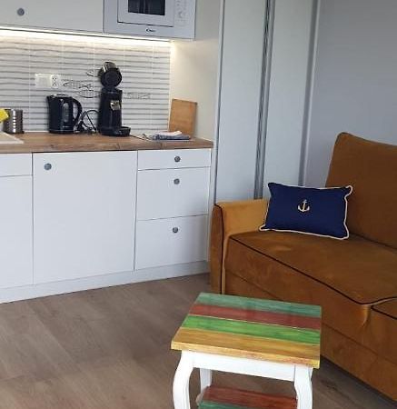 Uroczy Apartament Happy 01 Z Widokowym Tarasen Na Dachu - Tuz Przy Plazy !!! นีคอร์เซ ภายนอก รูปภาพ