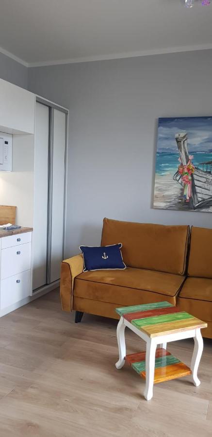 Uroczy Apartament Happy 01 Z Widokowym Tarasen Na Dachu - Tuz Przy Plazy !!! นีคอร์เซ ภายนอก รูปภาพ