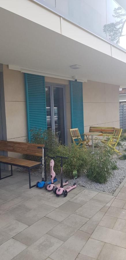 Uroczy Apartament Happy 01 Z Widokowym Tarasen Na Dachu - Tuz Przy Plazy !!! นีคอร์เซ ภายนอก รูปภาพ